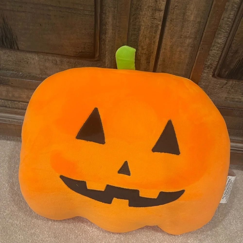 Halloween Orange Pumpkin Jack-O-Lantern Throw Pillow